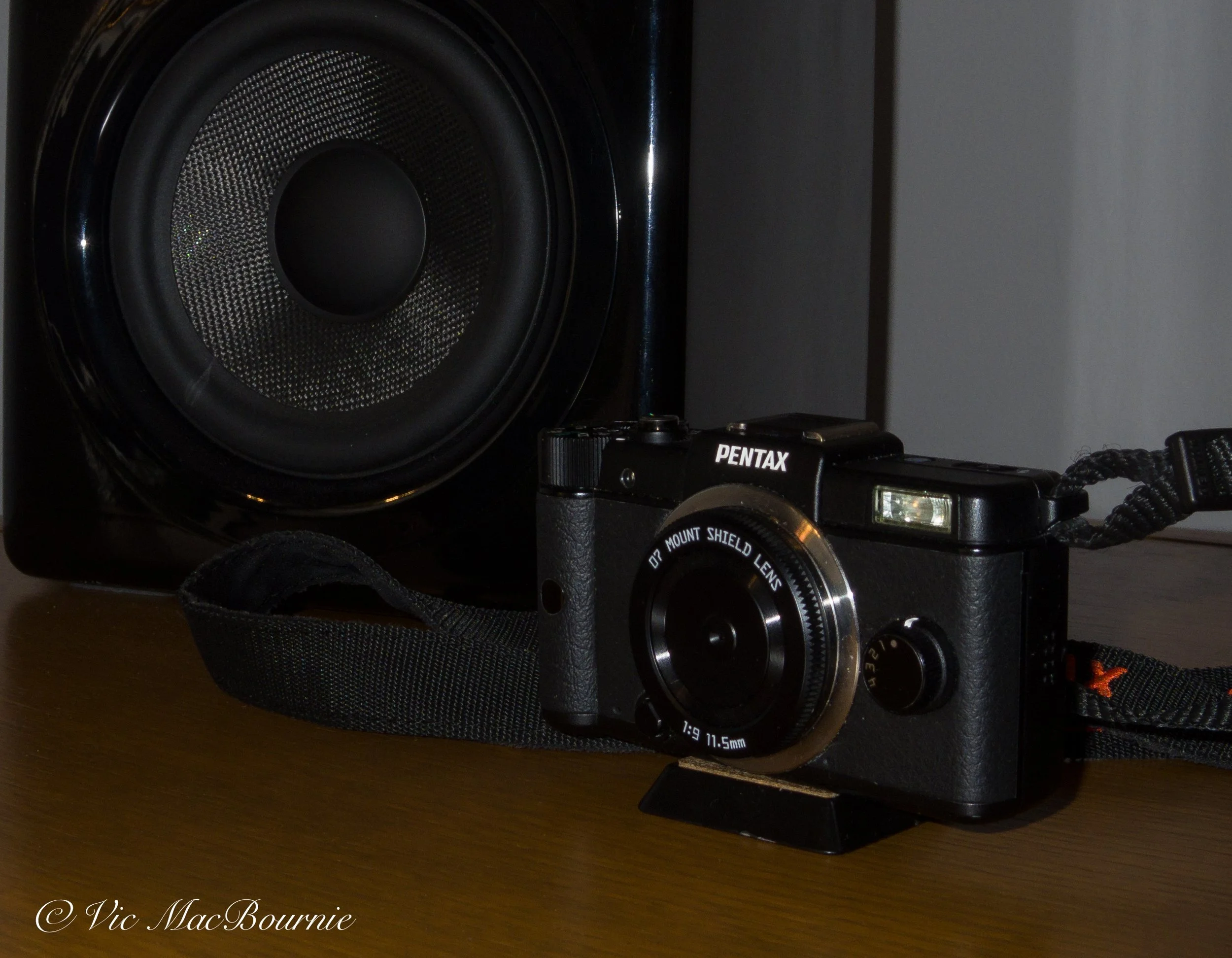 極美品　PENTAX Q 07 MOUNT SHIELD LENS Pentax-Q 07 Mount Shield Lens 11.5mm F9 Reviews - Q-Mount Prime